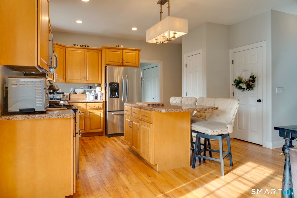 Photo of 721 Ives Row, Cheshire, CT 06410 (MLS # 24144448)