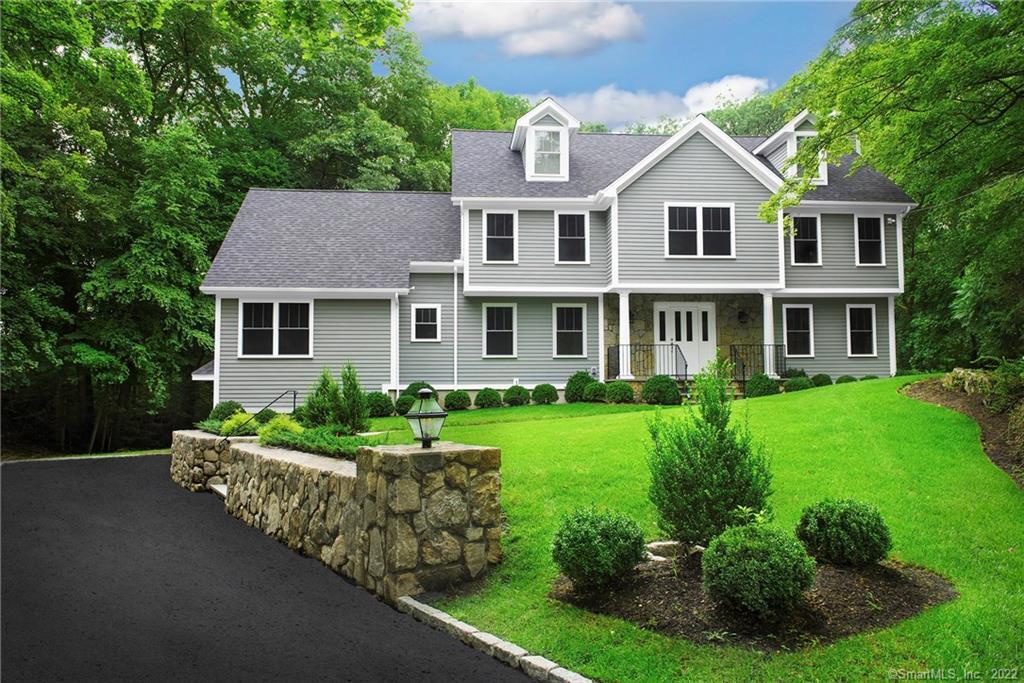 Photo 1 of 35 Boulder Brook Road, Greenwich, Connecticut, $1,900,000, Web #: 170273650