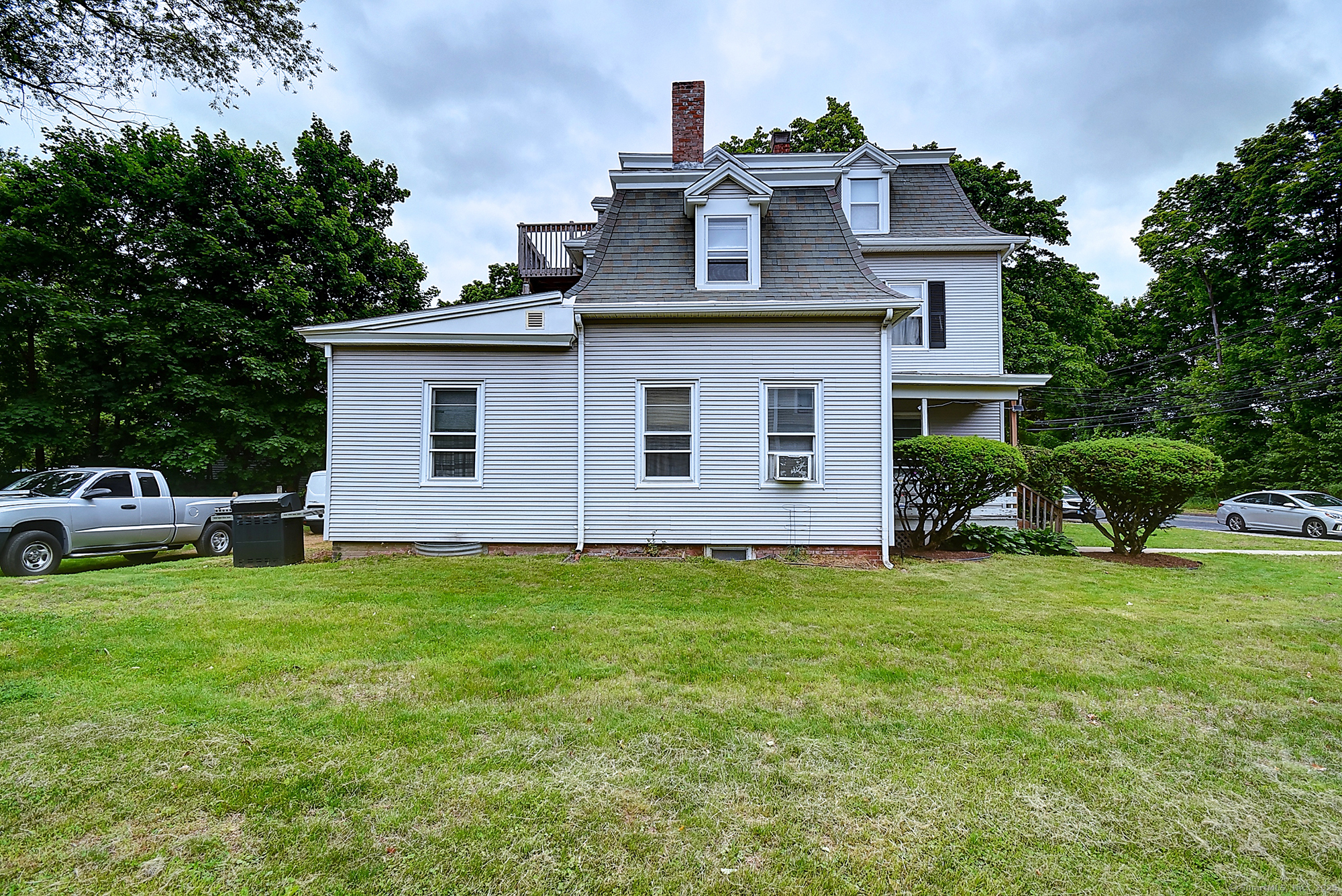 34 Woodbridge Street
