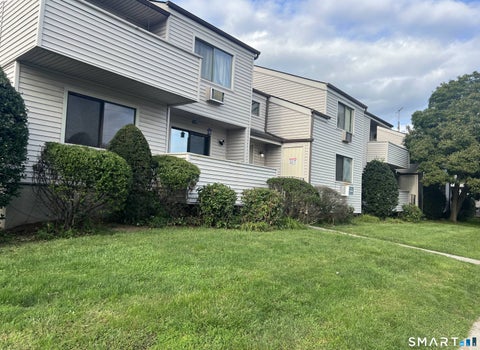Photo of 252 Harlem Avenue #A2, Bridgeport, CT 06606 (MLS # 24209416)