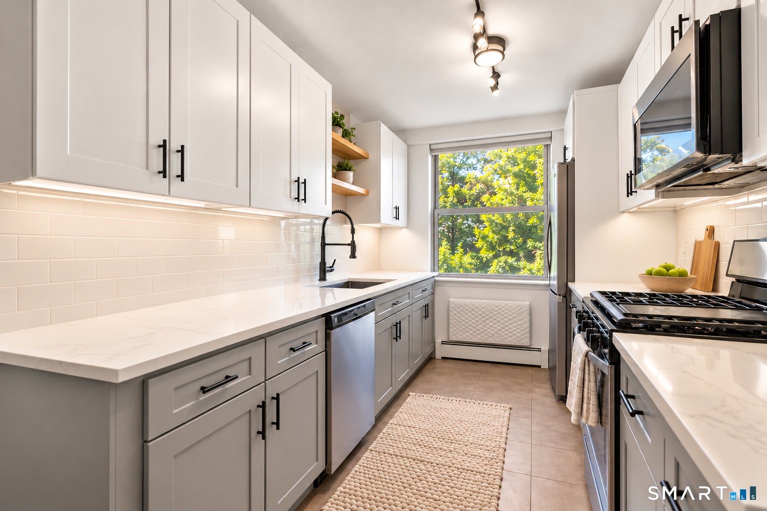 65 Glenbrook Road 1E