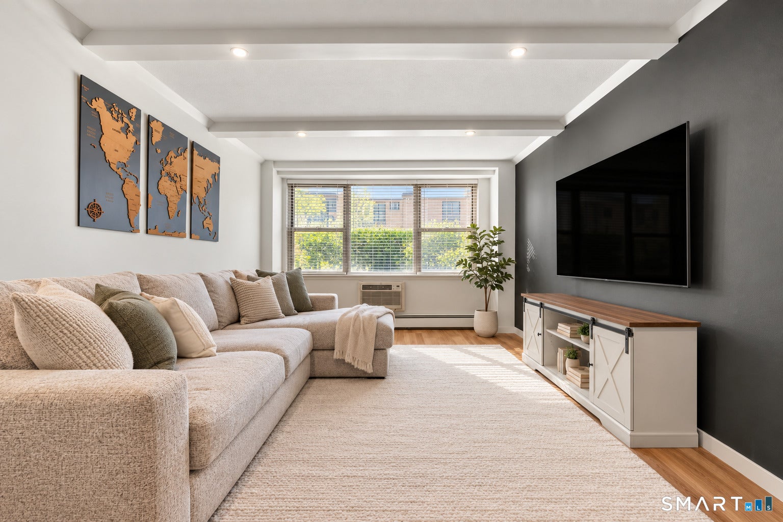 65 Glenbrook Road 1E