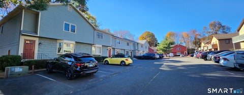 Photo of 375 Glendale Avenue #D4, Bridgeport, CT 06606 (MLS # 24189774)