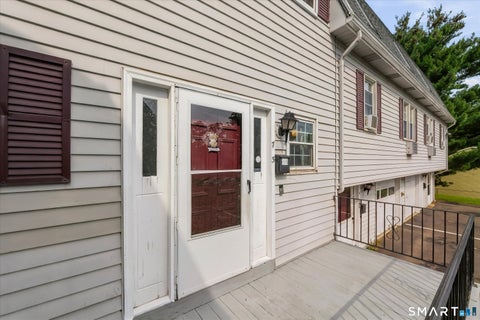 Photo of 7 Maybury Circle #3, Waterbury, CT 06705 (MLS # 24207985)