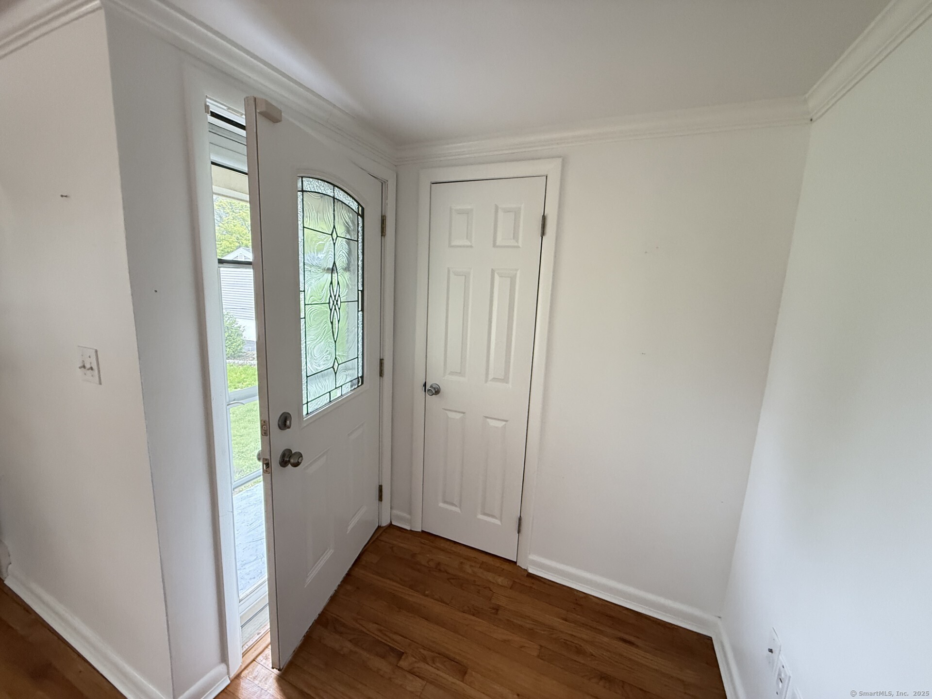 271 Jones Hill Road, West Haven, Connecticut image 3