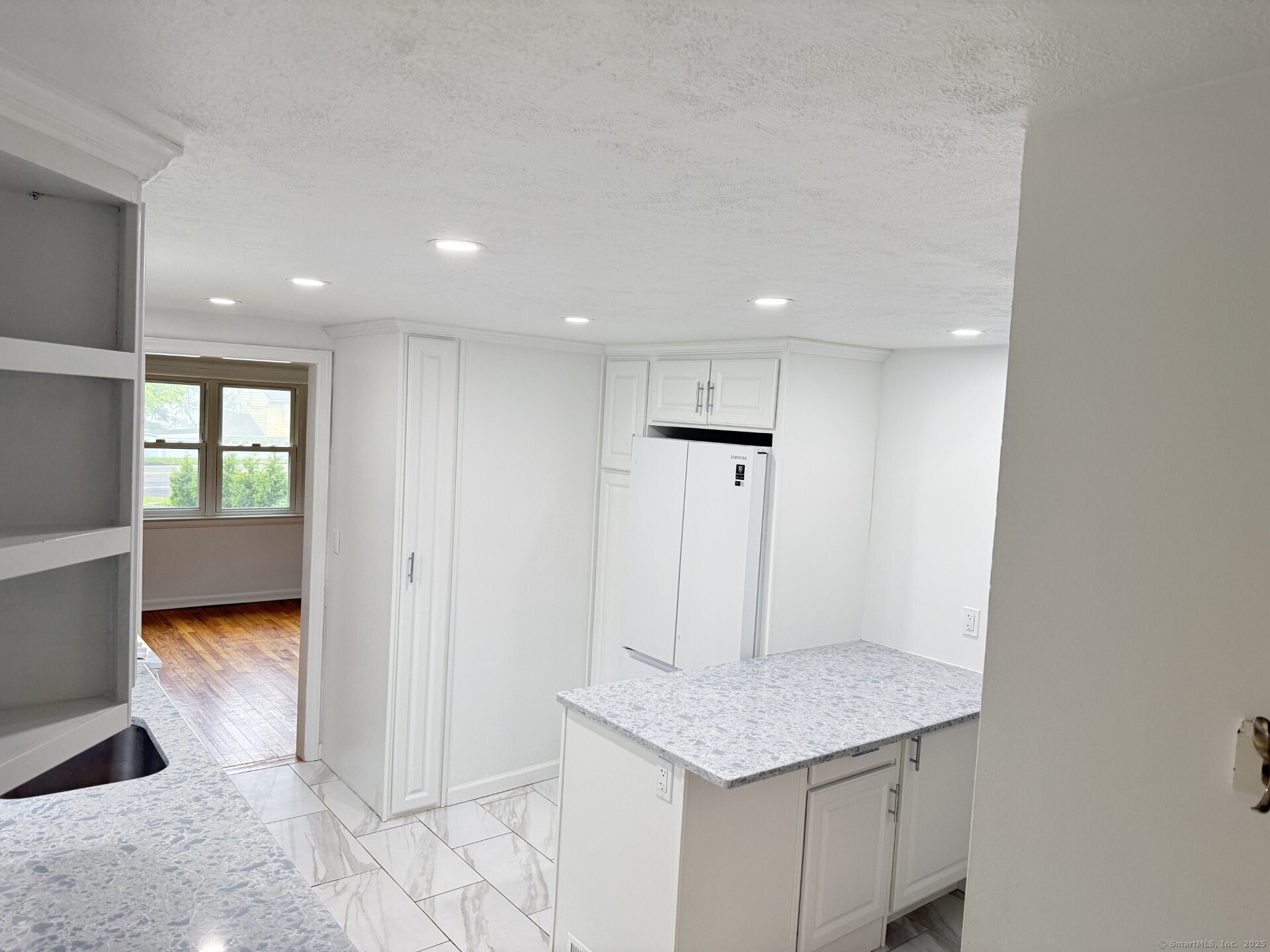 271 Jones Hill Road, West Haven, Connecticut image 8