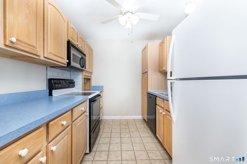 Tiny photo for 2 The Hamlet #APT E, Enfield, CT 06082 (MLS # 24156550)