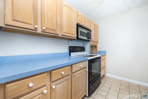 Tiny photo for 2 The Hamlet #APT E, Enfield, CT 06082 (MLS # 24156550)