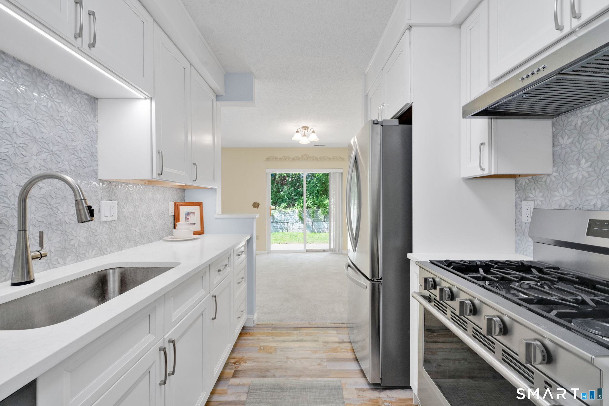 16 Maple Street 20