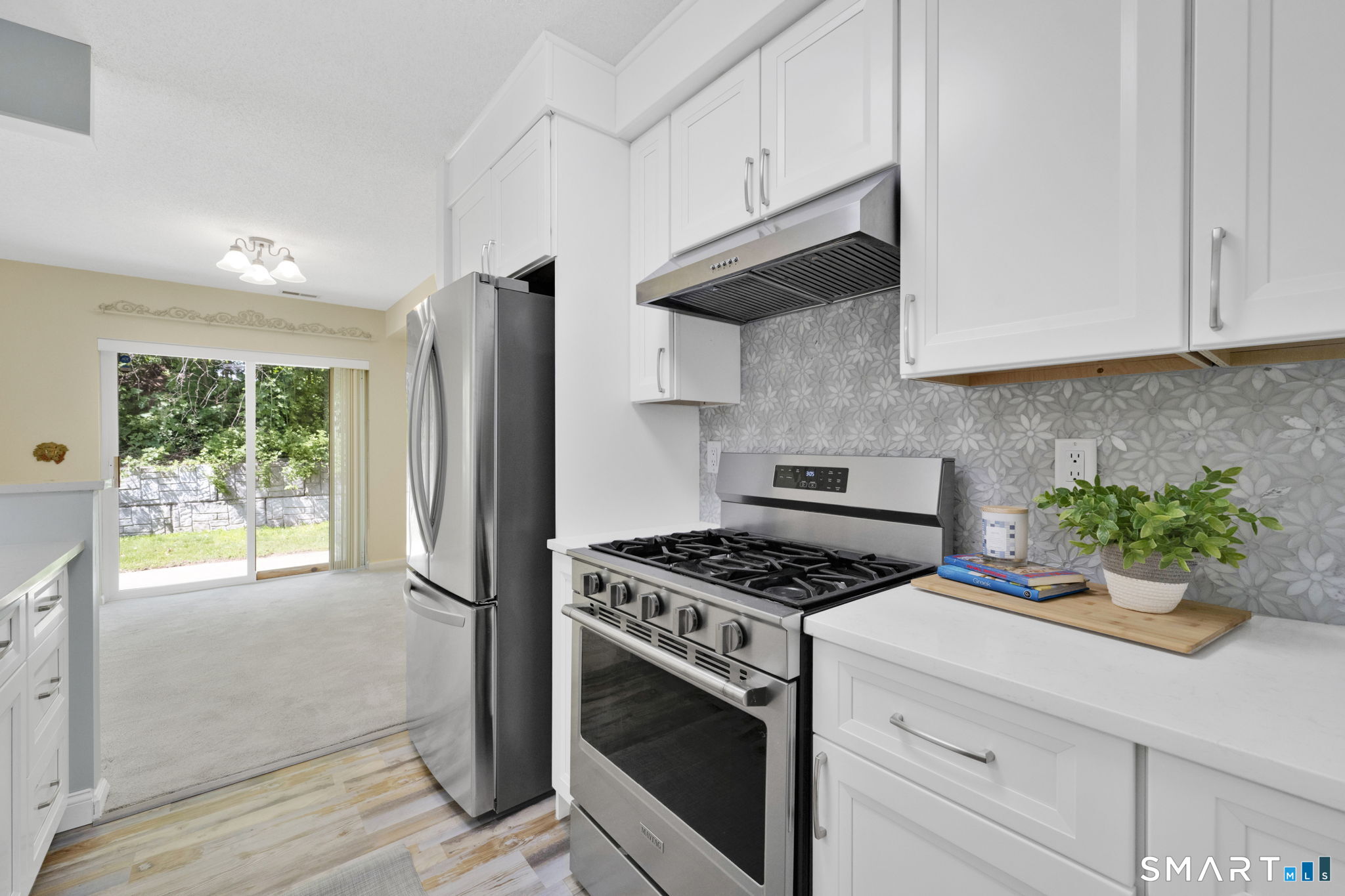 16 Maple Street 20