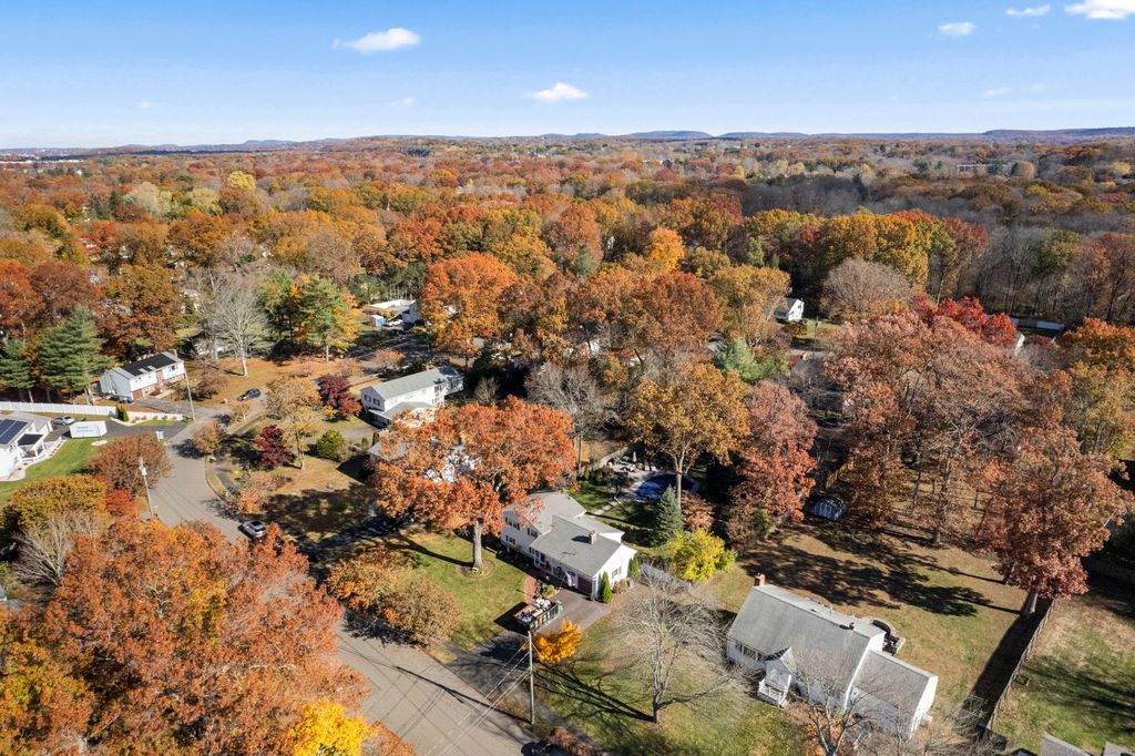 Photo of 28 Fallon Drive, North Haven, CT 06473 (MLS # 24140191)