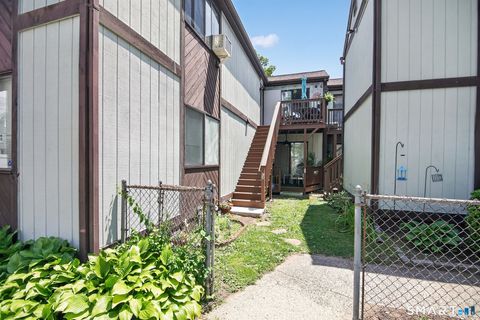 Photo of 217 Union Avenue #C3, West Haven, CT 06516 (MLS # 24190556)