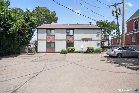Tiny photo for 217 Union Avenue #C3, West Haven, CT 06516 (MLS # 24190556)