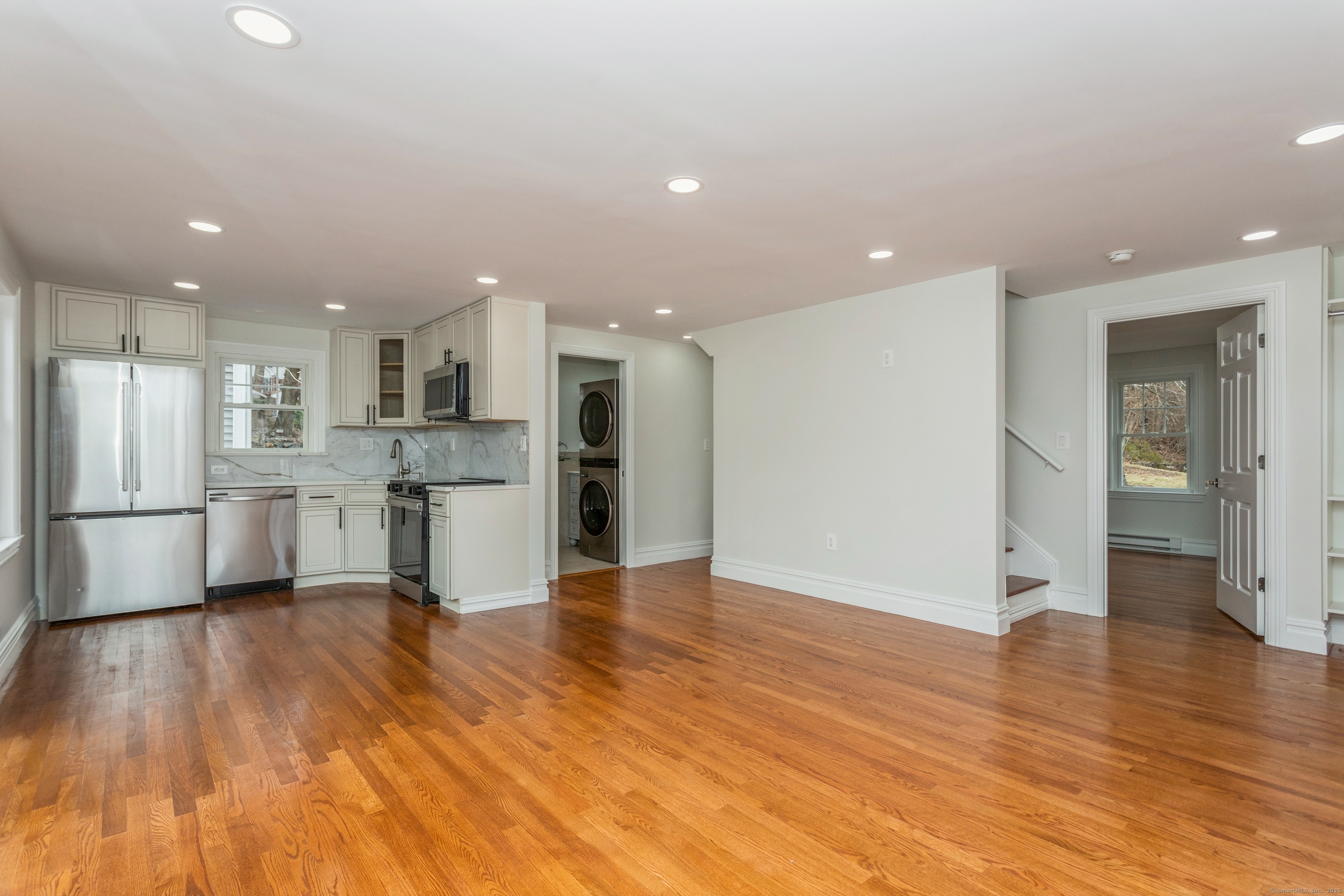 11 Woodlawn Avenue, Norwalk, Connecticut image 3