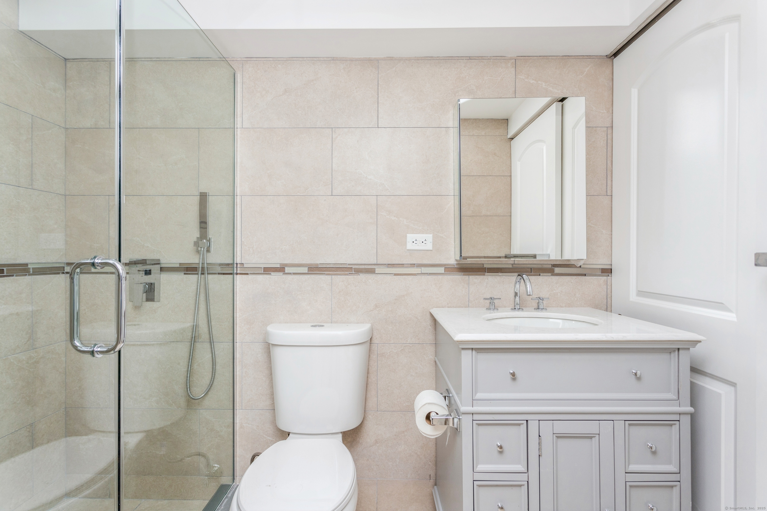 11 Woodlawn Avenue, Norwalk, Connecticut image 25
