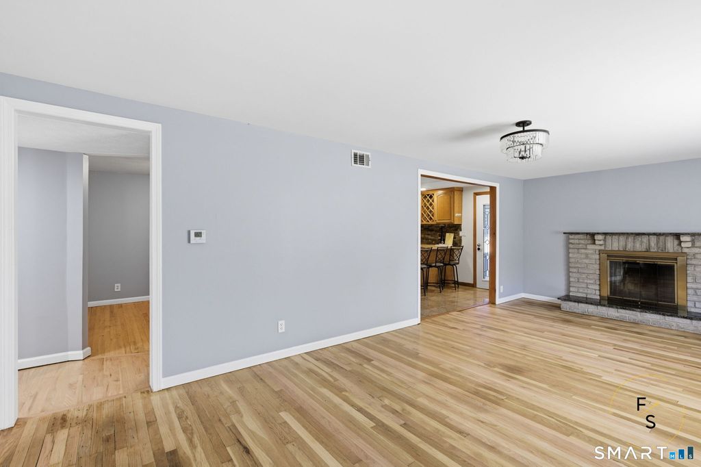 Photo of 57 Concord Circle, Wethersfield, CT 06109 (MLS # 24170850)