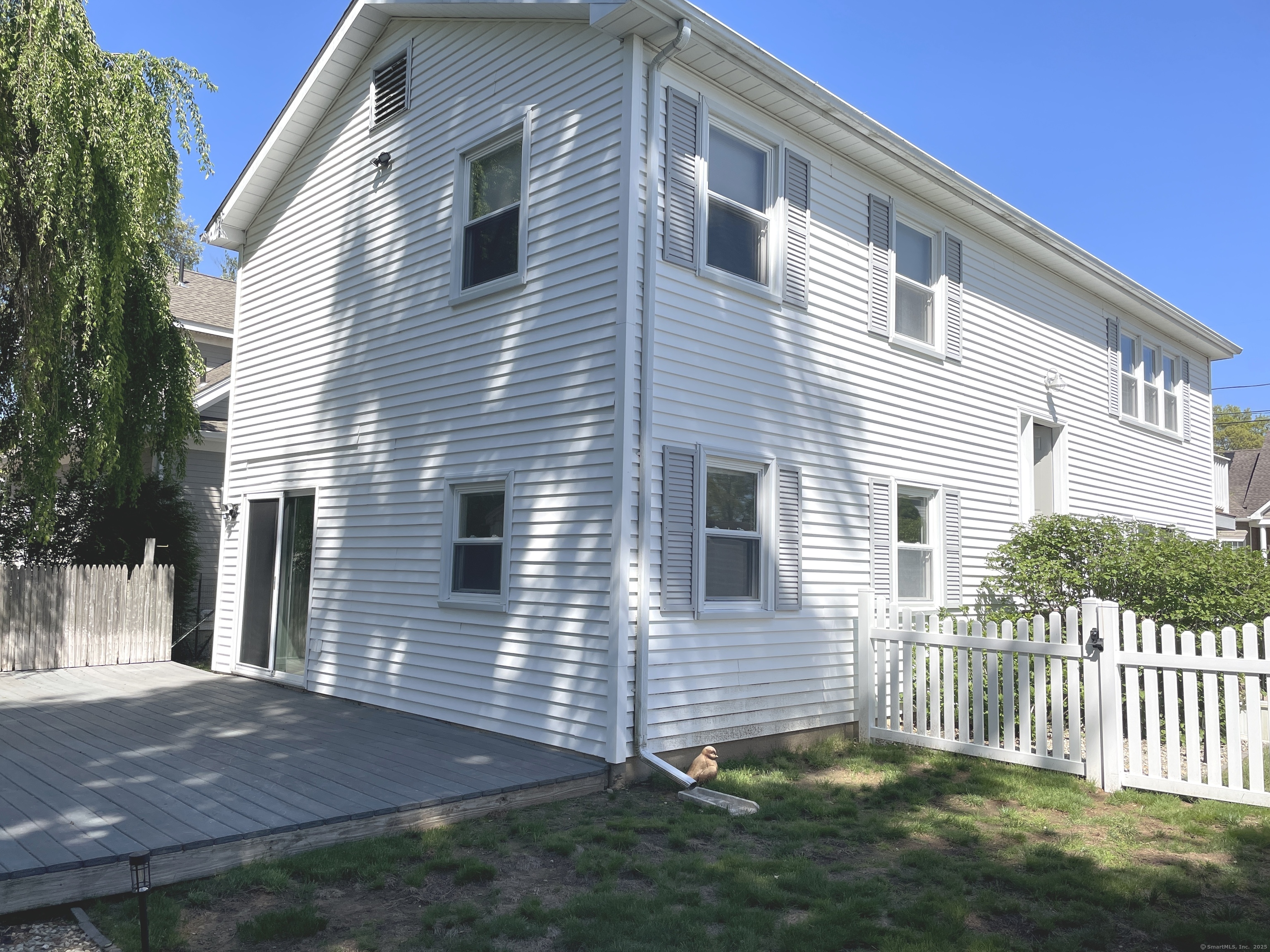45 Knollwood Drive