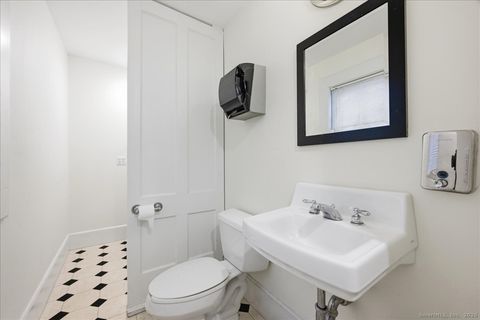 Tiny photo for 12 Old Boston Post Road #2nd, Old Saybrook, CT 06475 (MLS # 24143810)