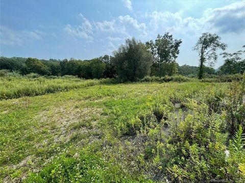 Tiny photo for 140 Oxford Road, Oxford, CT 06478 (MLS # 24143952)