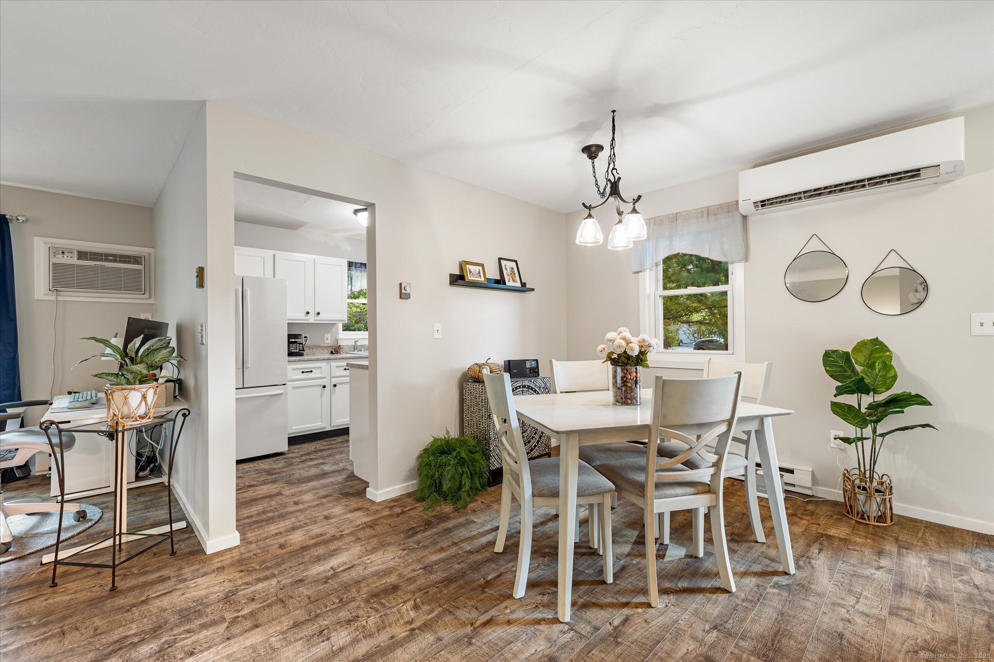 Woodstock, Connecticut 06281, United States, 1 Bedroom Bedrooms, ,1 BathroomBathrooms,Residential,Coming Soon,214305