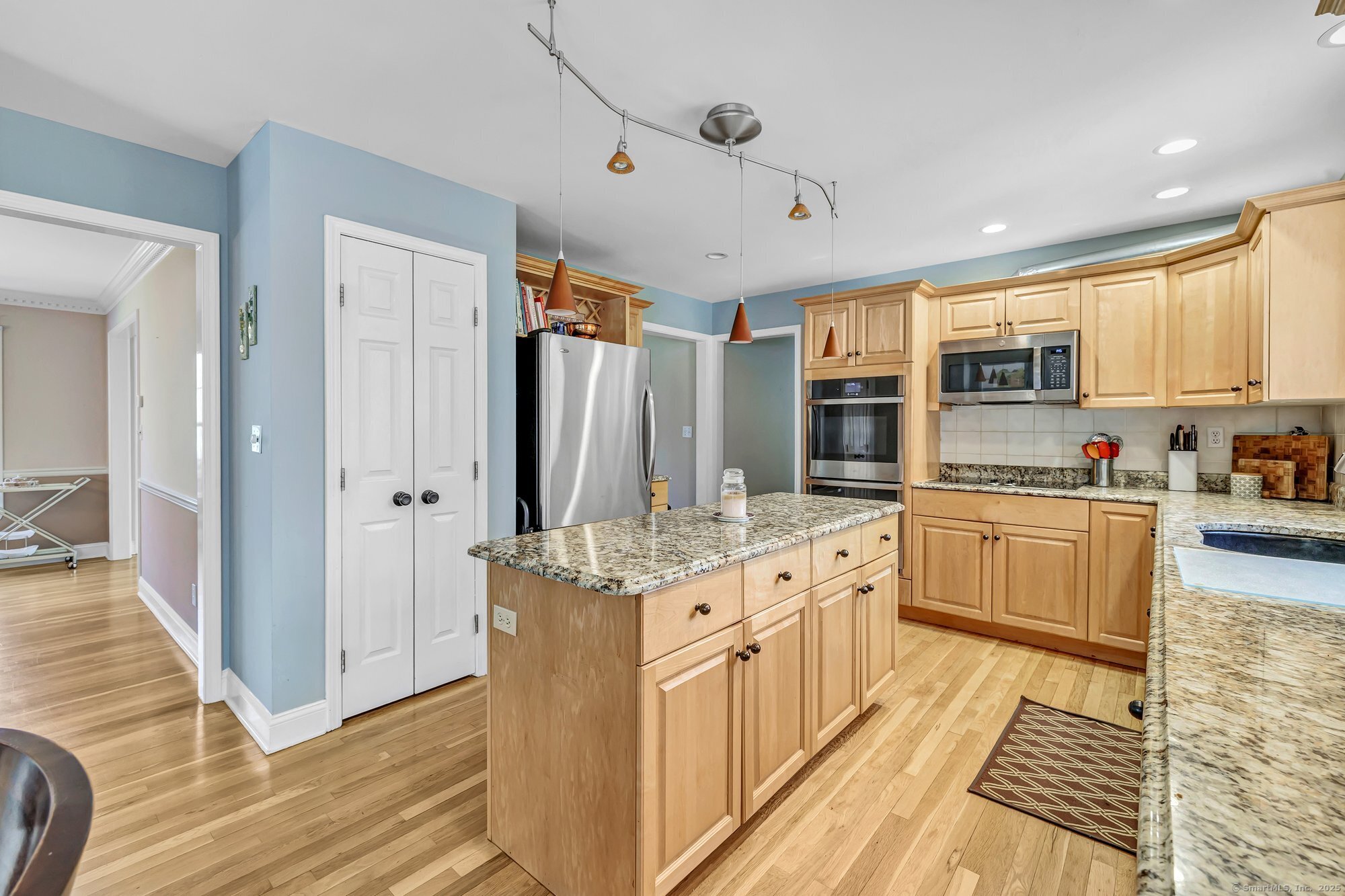 14 Fawnwood Road, Newtown, Connecticut image 5