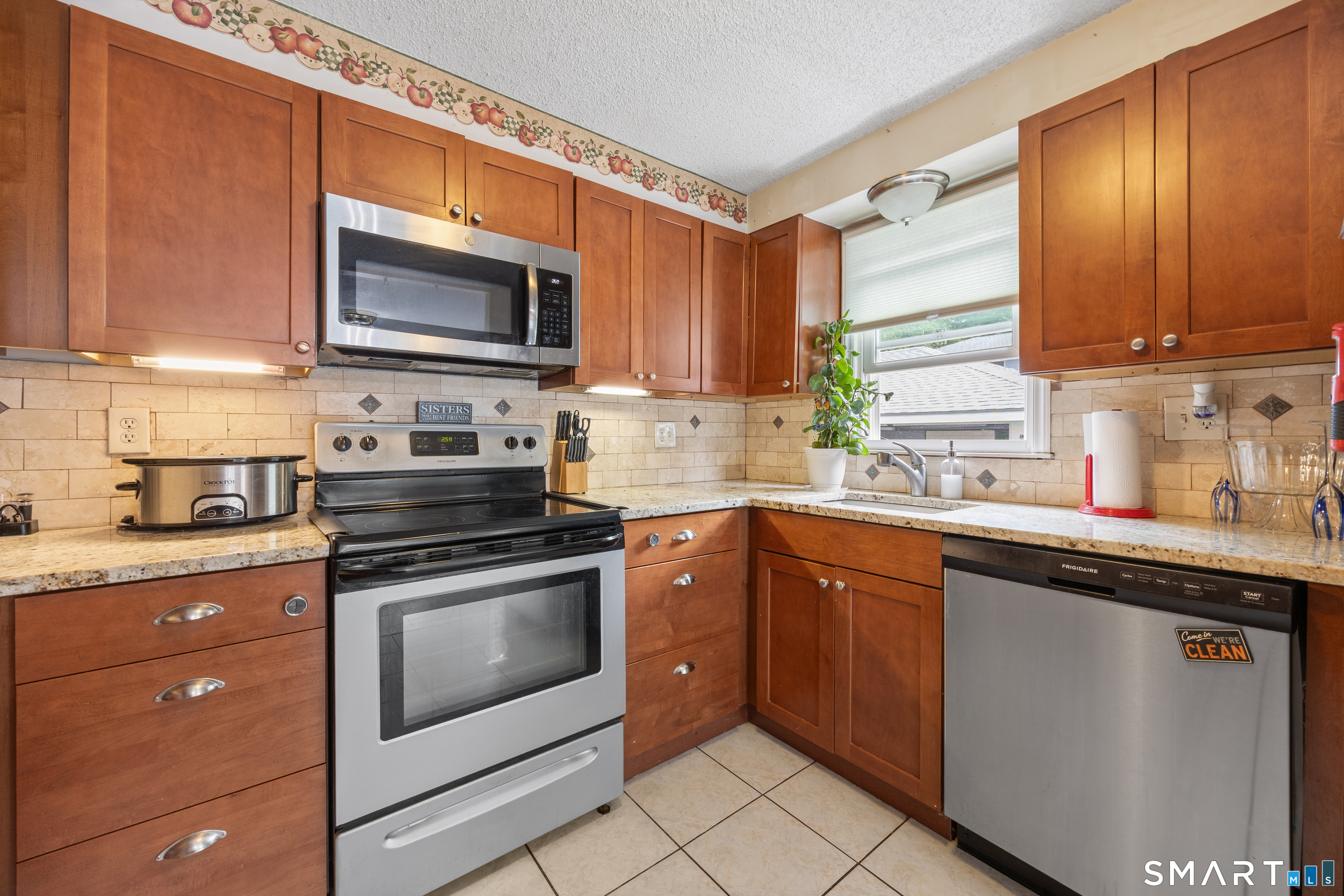 93 Clintonville Road 4