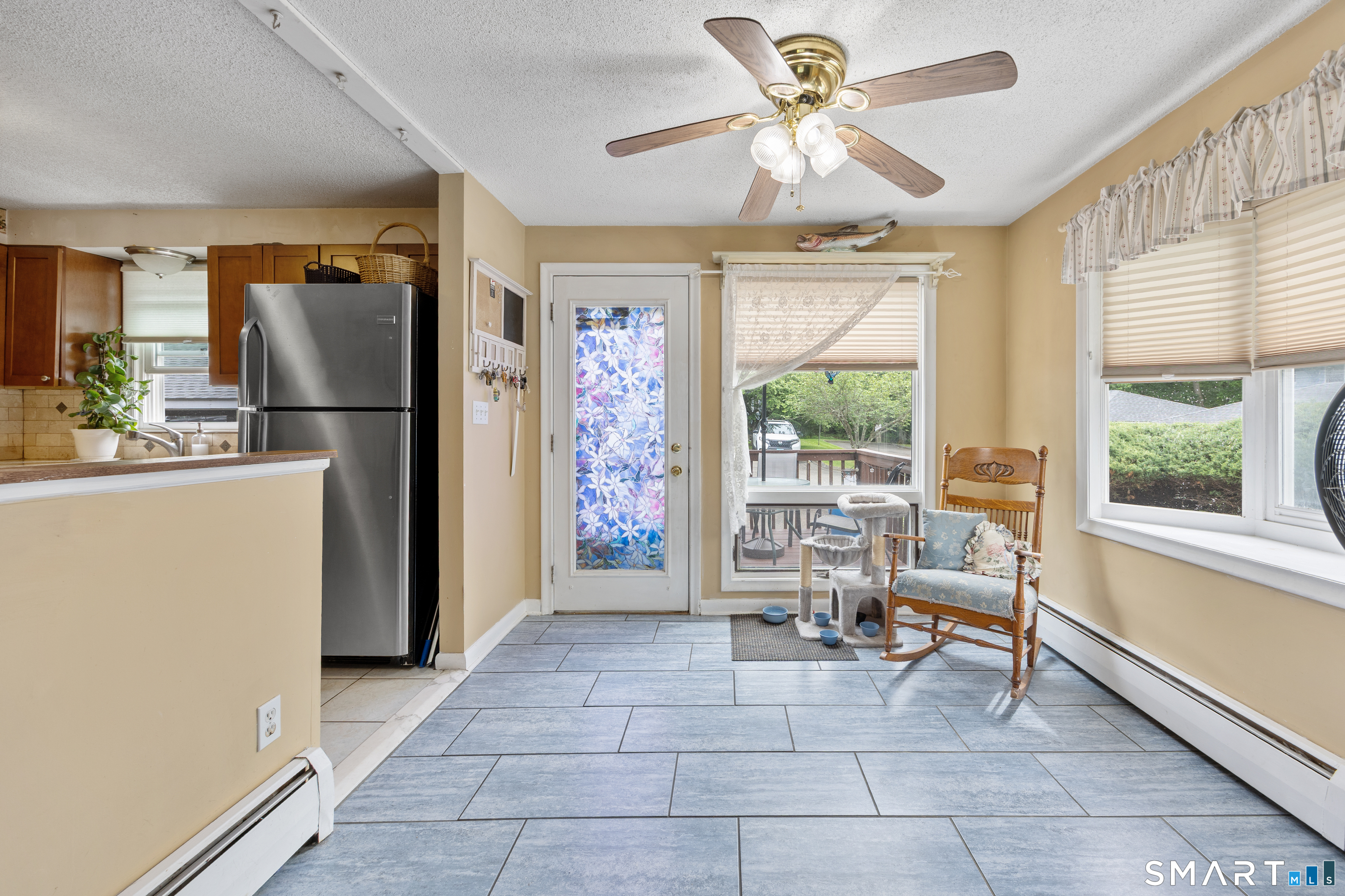 93 Clintonville Road 4