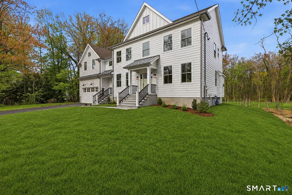 Photo of 260 Pansy Road, Fairfield, CT 06824 (MLS # 24171436)