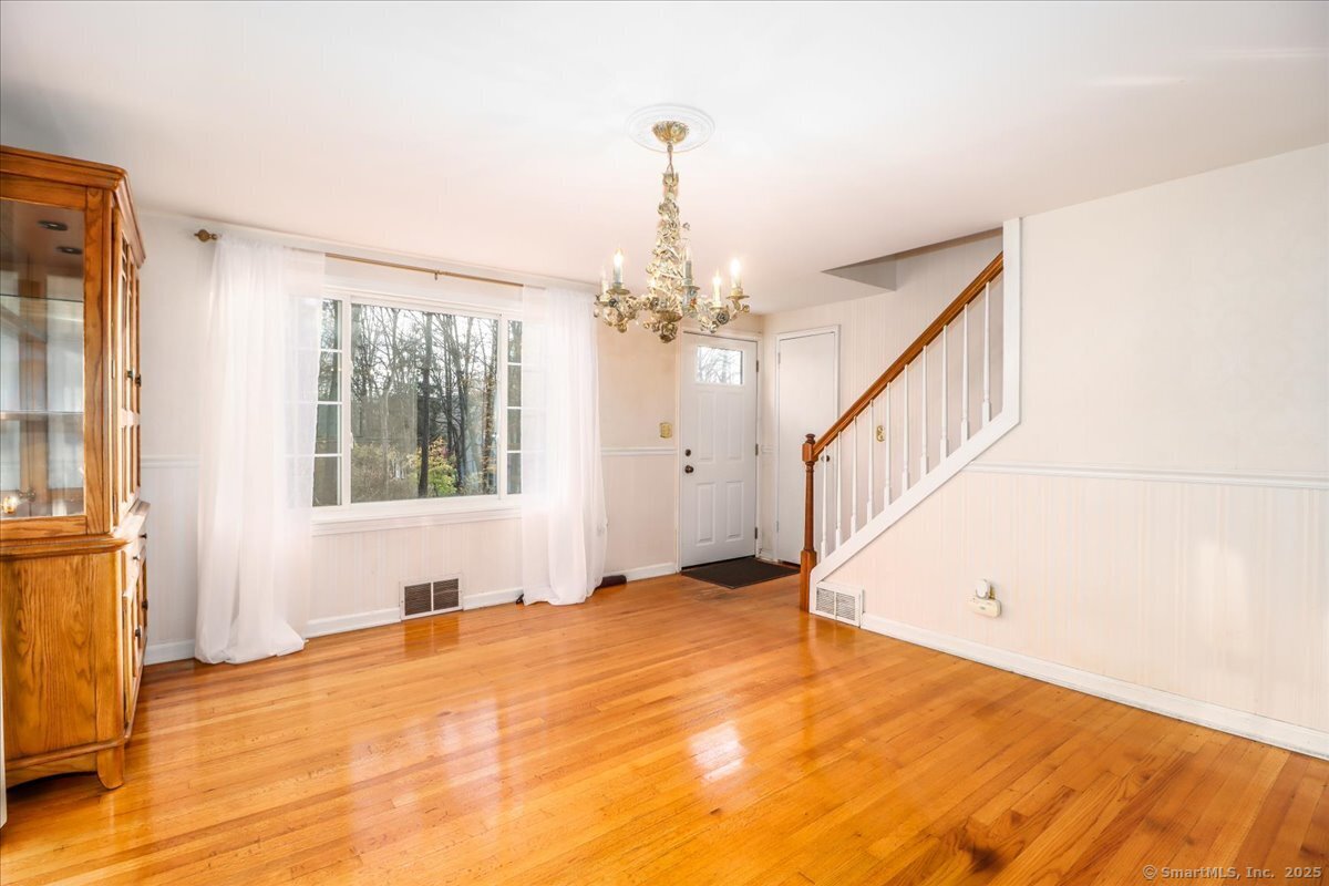 328 South Brooksvale Road