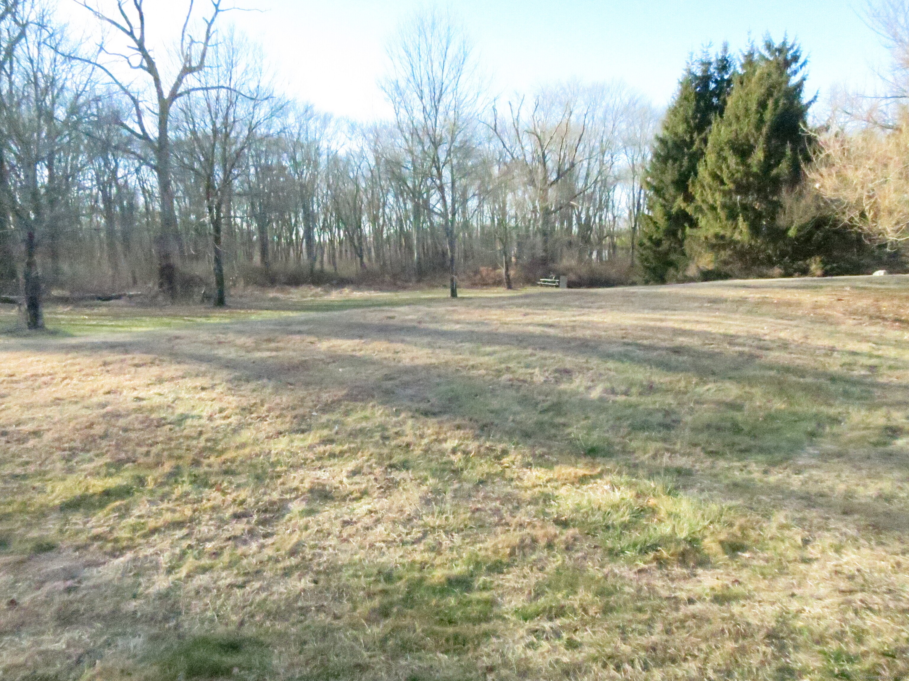 Colchester, Connecticut 06415, United States, 3 Bedrooms Bedrooms, ,2 BathroomsBathrooms,Residential,Pending,18305