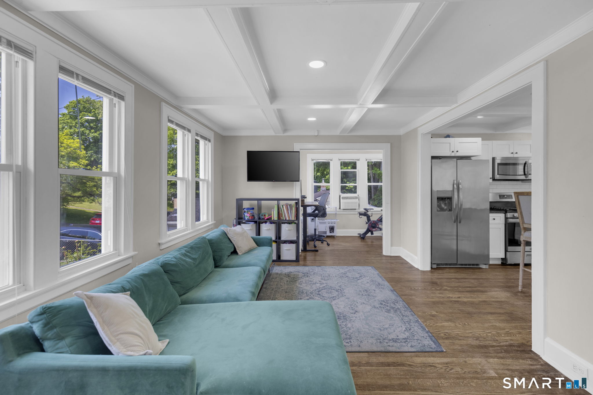 24 Pleasant Avenue