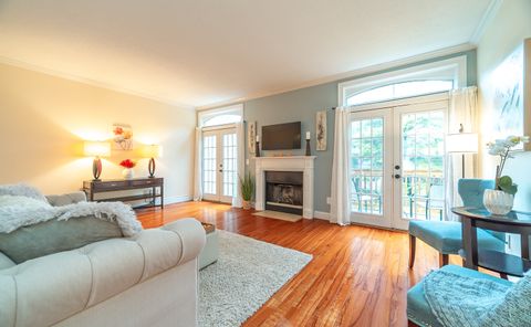 Tiny photo for 206 Cambridge Commons #206, Middletown, CT 06457 (MLS # 24132020)
