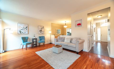 Tiny photo for 206 Cambridge Commons #206, Middletown, CT 06457 (MLS # 24132020)