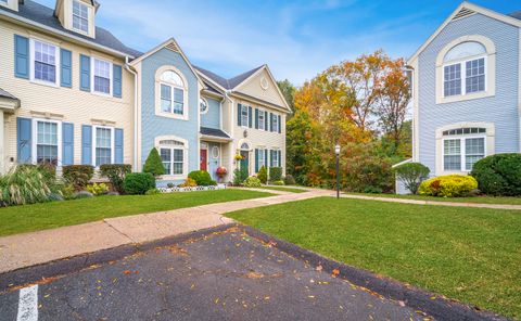 Tiny photo for 206 Cambridge Commons #206, Middletown, CT 06457 (MLS # 24132020)
