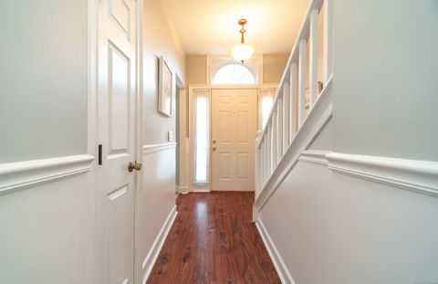 Tiny photo for 206 Cambridge Commons #206, Middletown, CT 06457 (MLS # 24132020)