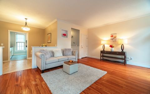 Tiny photo for 206 Cambridge Commons #206, Middletown, CT 06457 (MLS # 24132020)