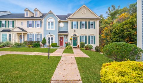 Photo of 206 Cambridge Commons #206, Middletown, CT 06457 (MLS # 24132020)