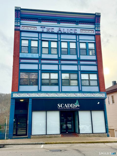 Photo of 321 Main Street, Norwich, CT 06360 (MLS # 24171104)