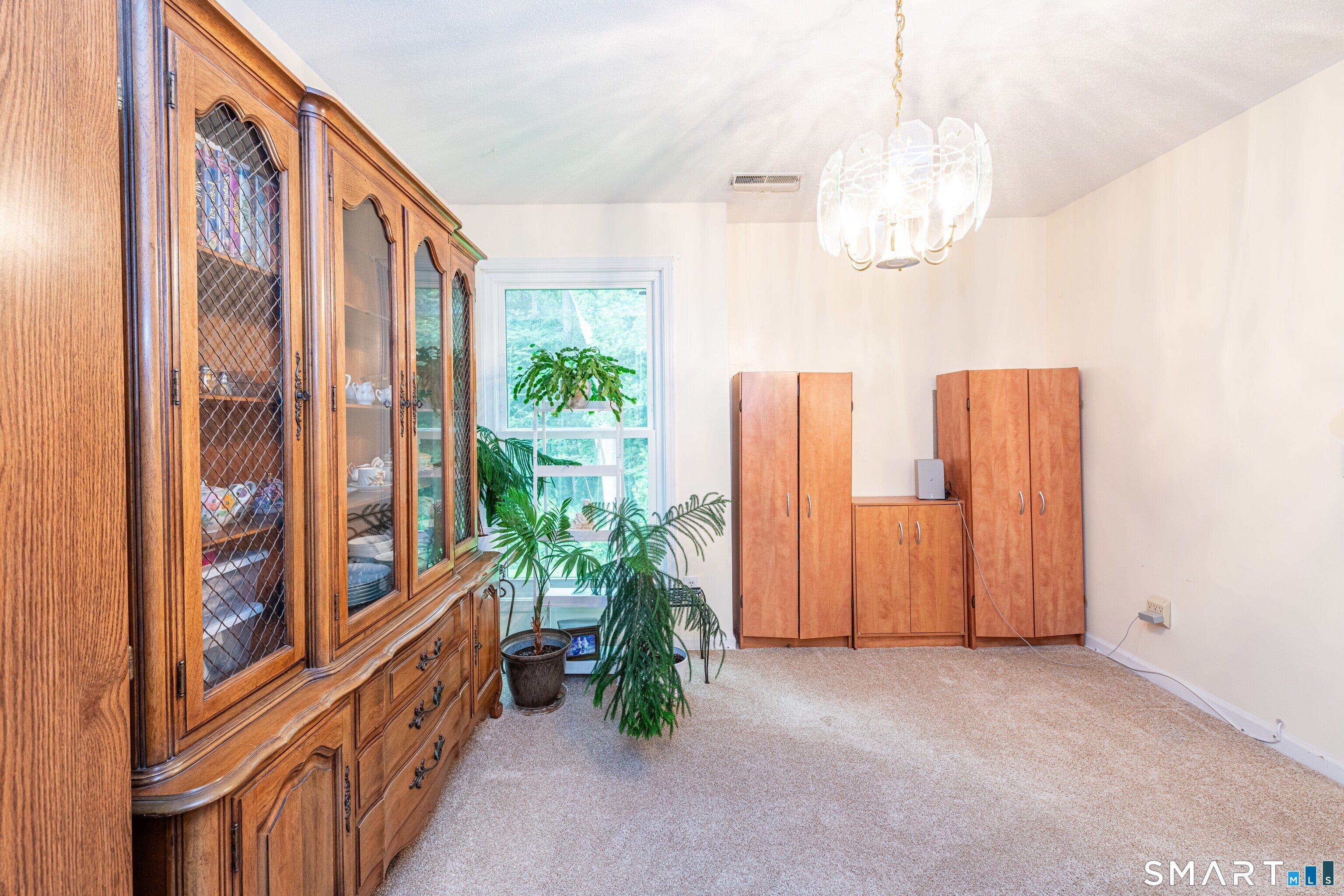 900 Mix Avenue 62