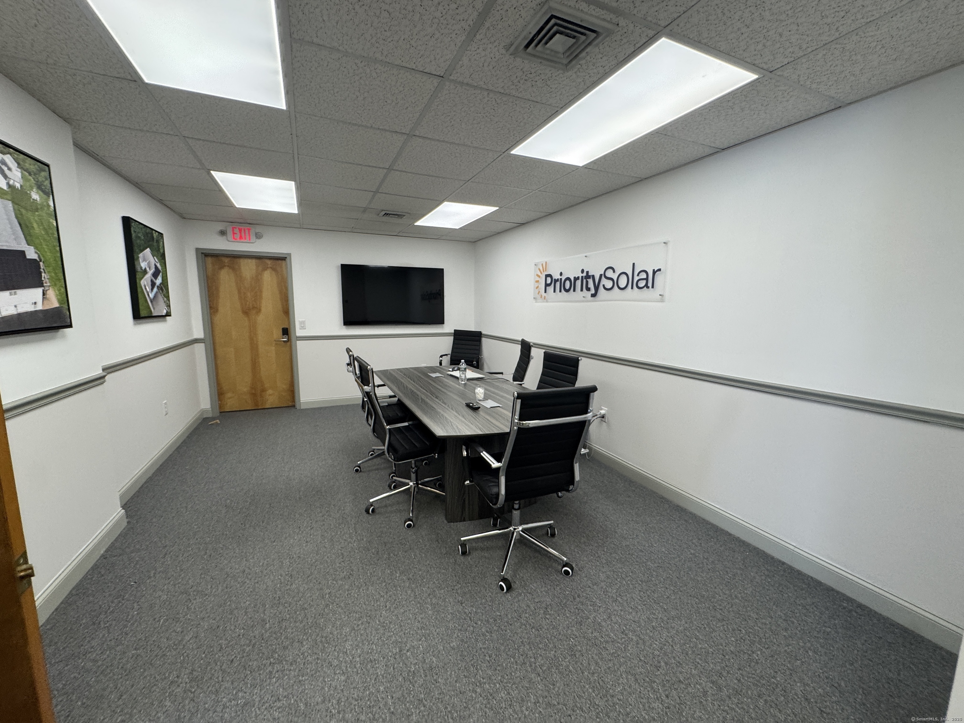 2257 Silas Deane Highway 4