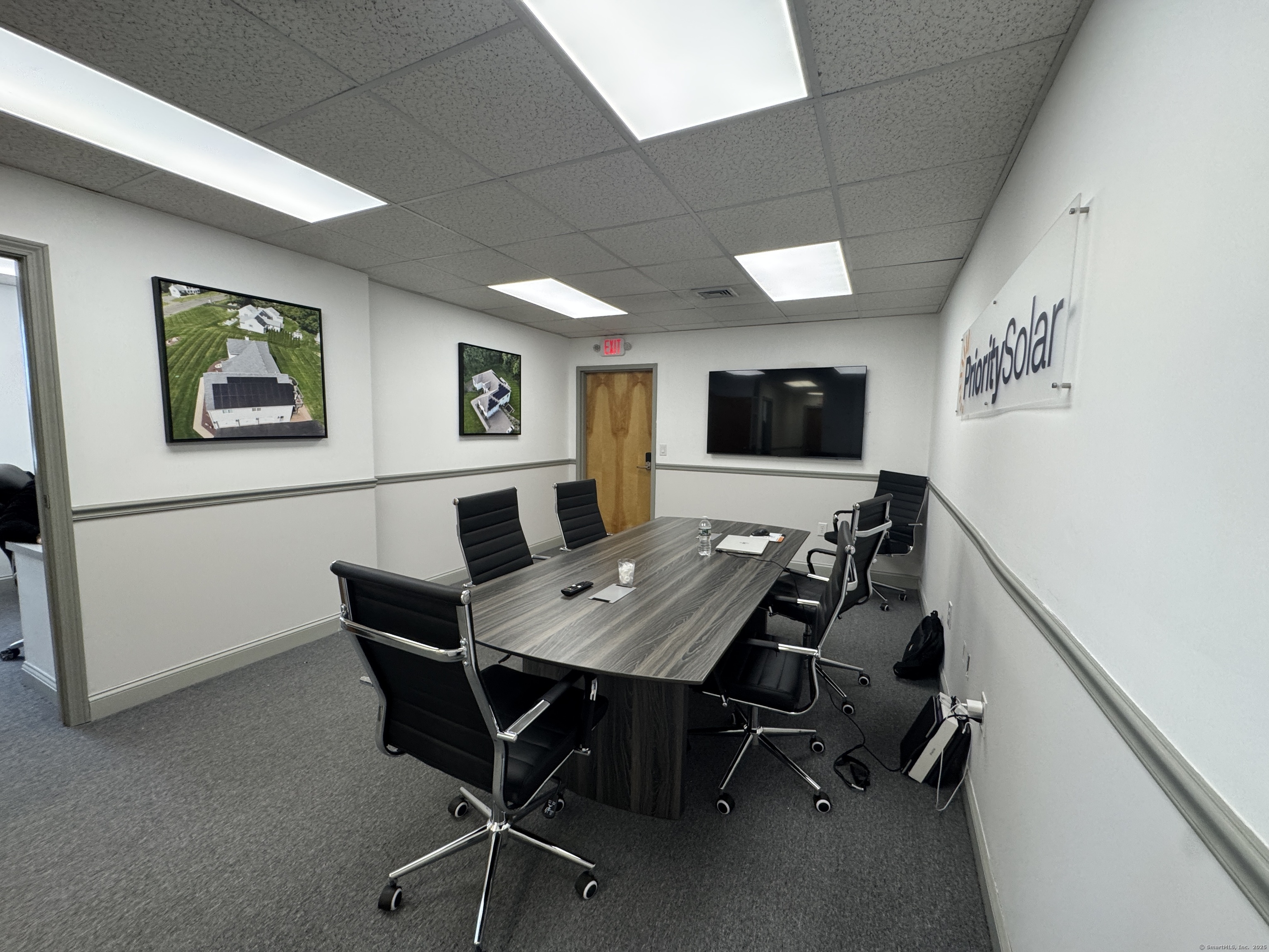 2257 Silas Deane Highway 4