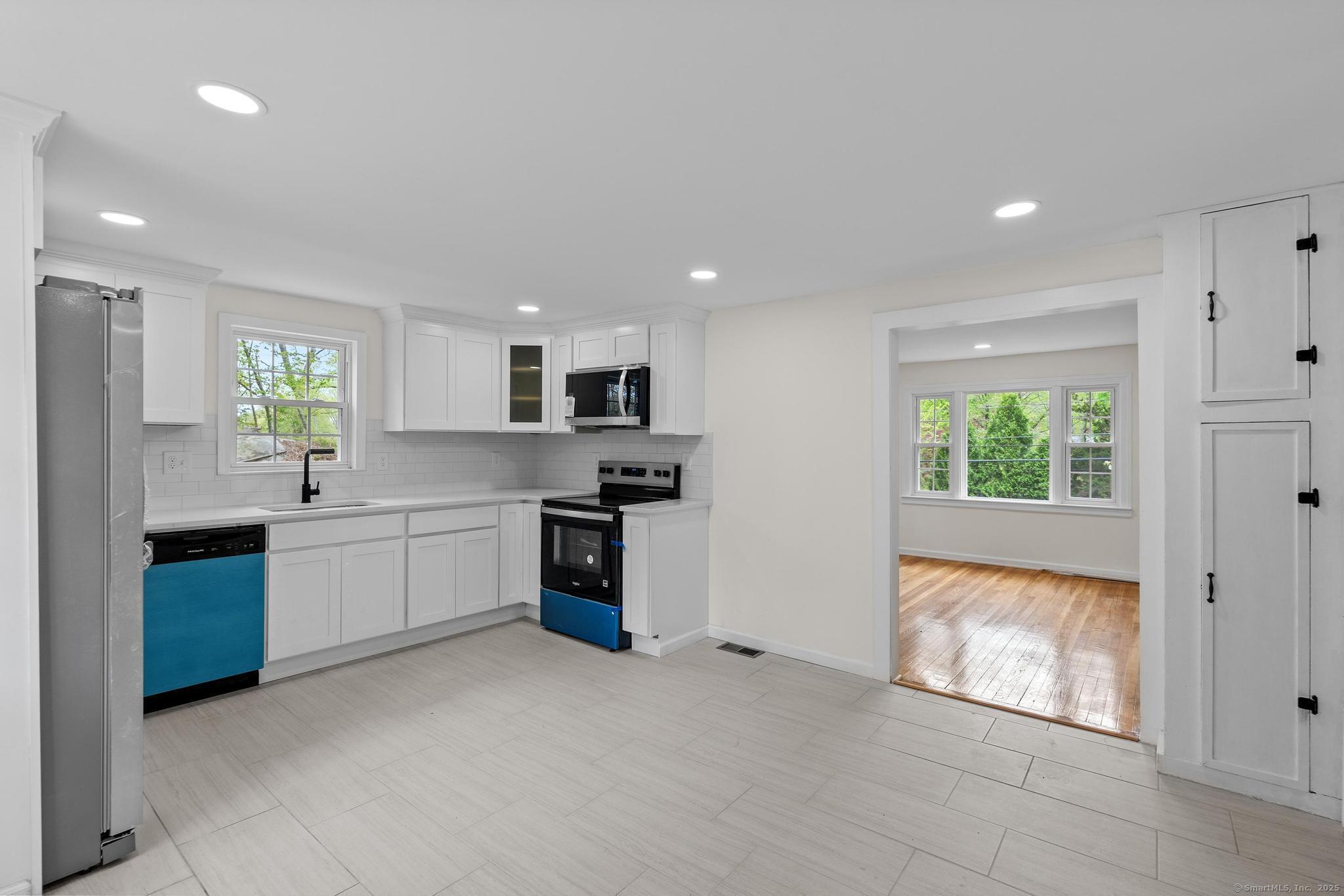 380 Pumpkin Hill Road, Ledyard, Connecticut image 5