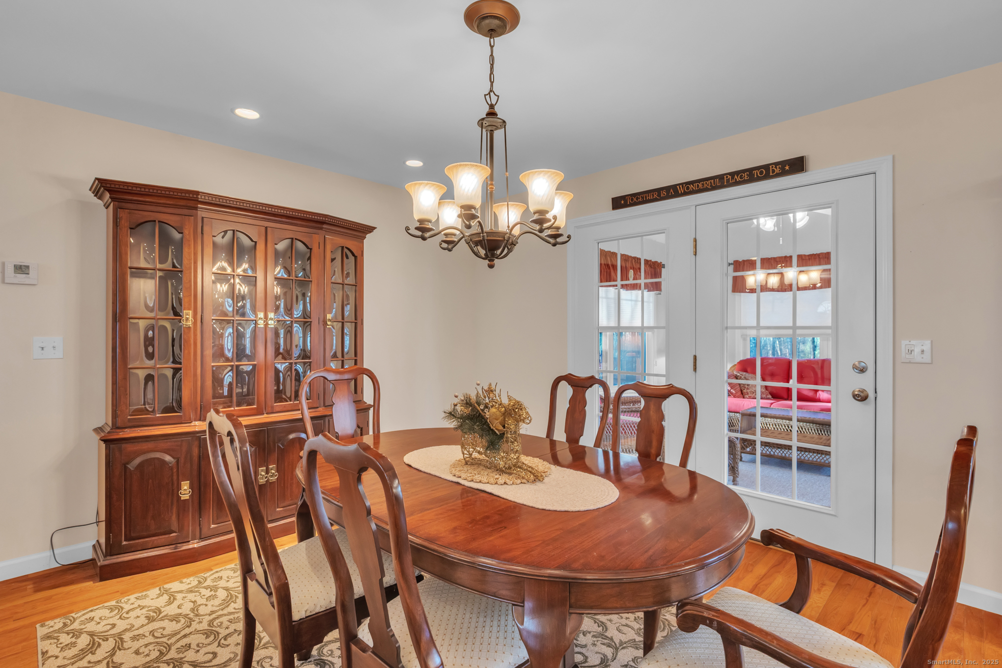 9 Mockingbird Lane 9