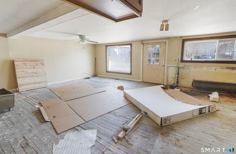 Tiny photo for 385 Putnam Pike, Killingly, CT 06241 (MLS # 24144376)