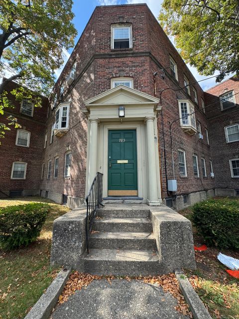 785 Connecticut Avenue Unit 2, Bridgeport, CT 06607 - #: 24126356