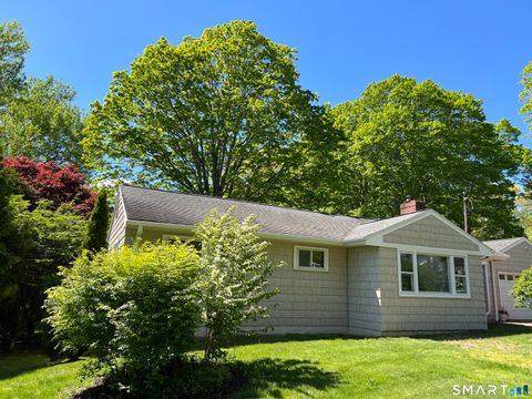 Photo of 26 Grandview Terrace, Essex, CT 06426 (MLS # 24171031)