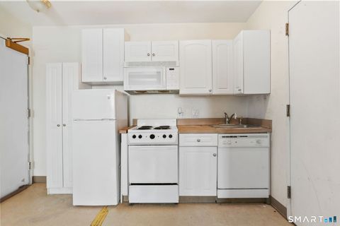 Tiny photo for 59 Courtland Avenue #APT 2T, Stamford, CT 06902 (MLS # 24156487)