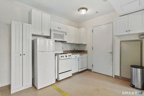 Tiny photo for 59 Courtland Avenue #APT 2T, Stamford, CT 06902 (MLS # 24156487)