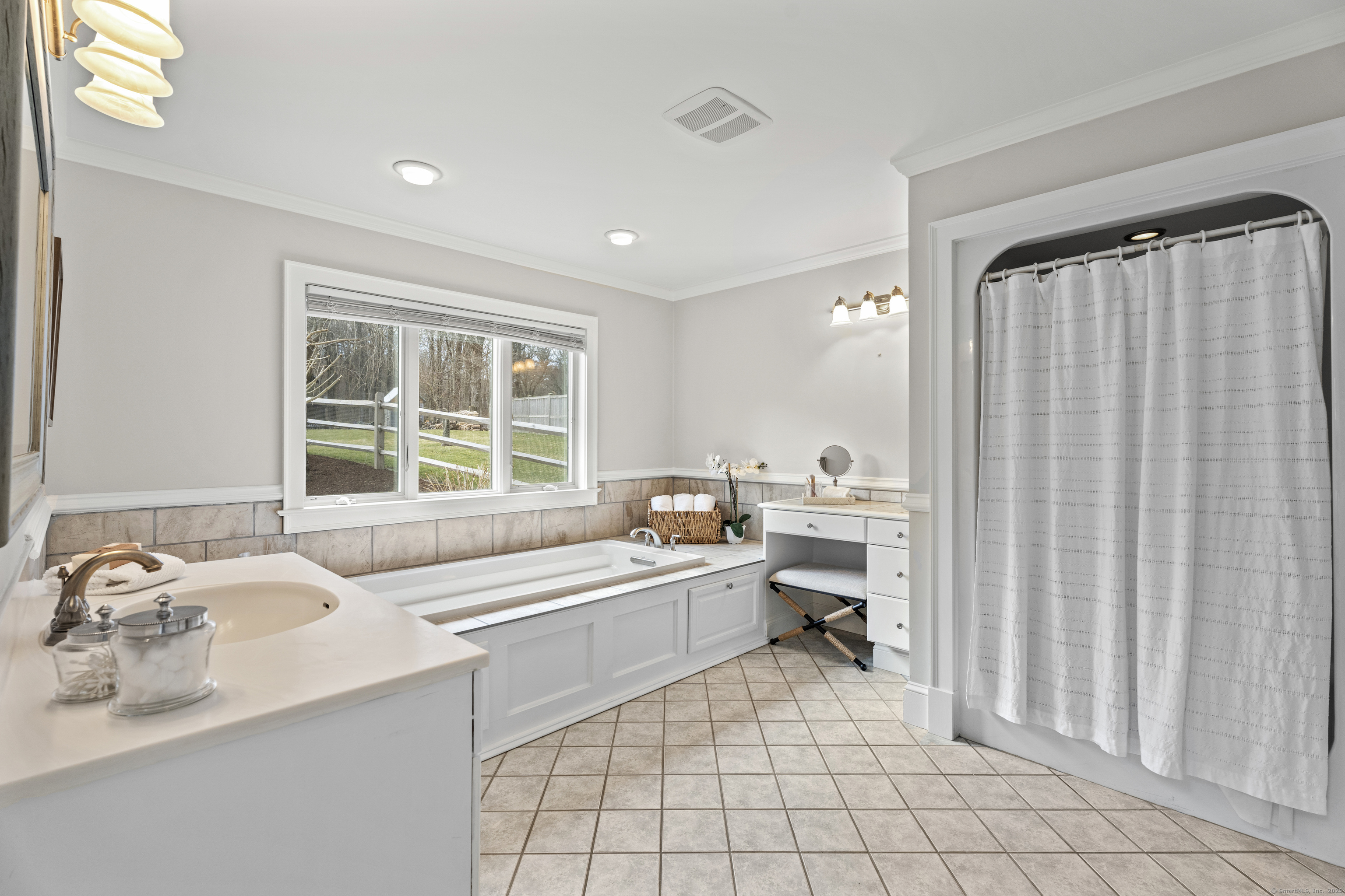 153 Boggs Hill Road, Newtown, Connecticut image 31