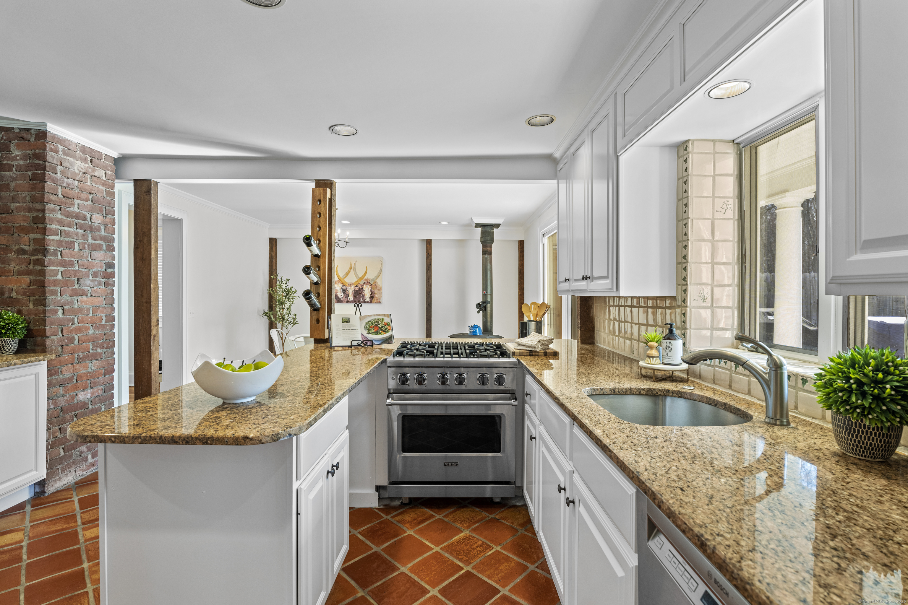 153 Boggs Hill Road, Newtown, Connecticut image 18